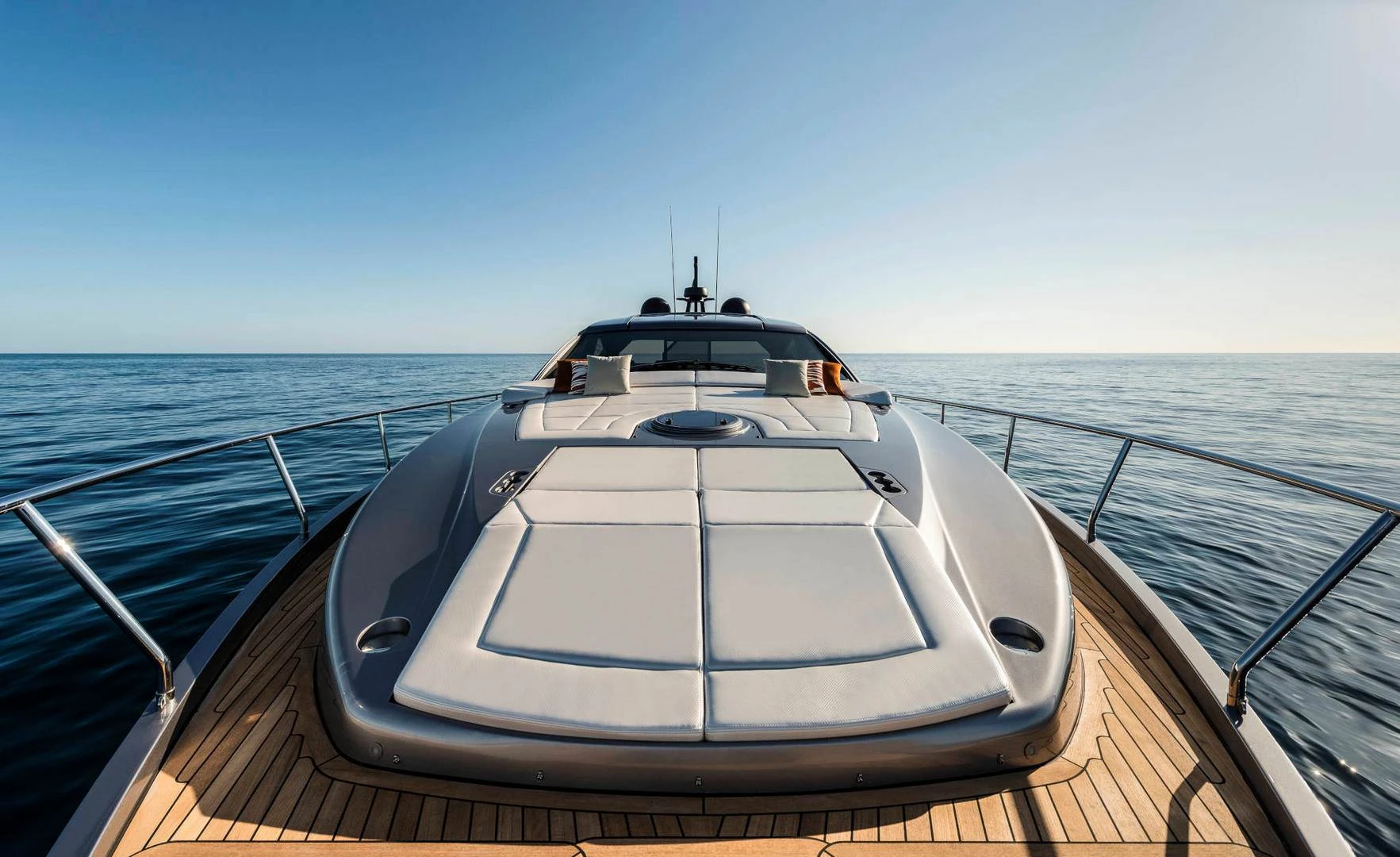 Pershing 6X 1550