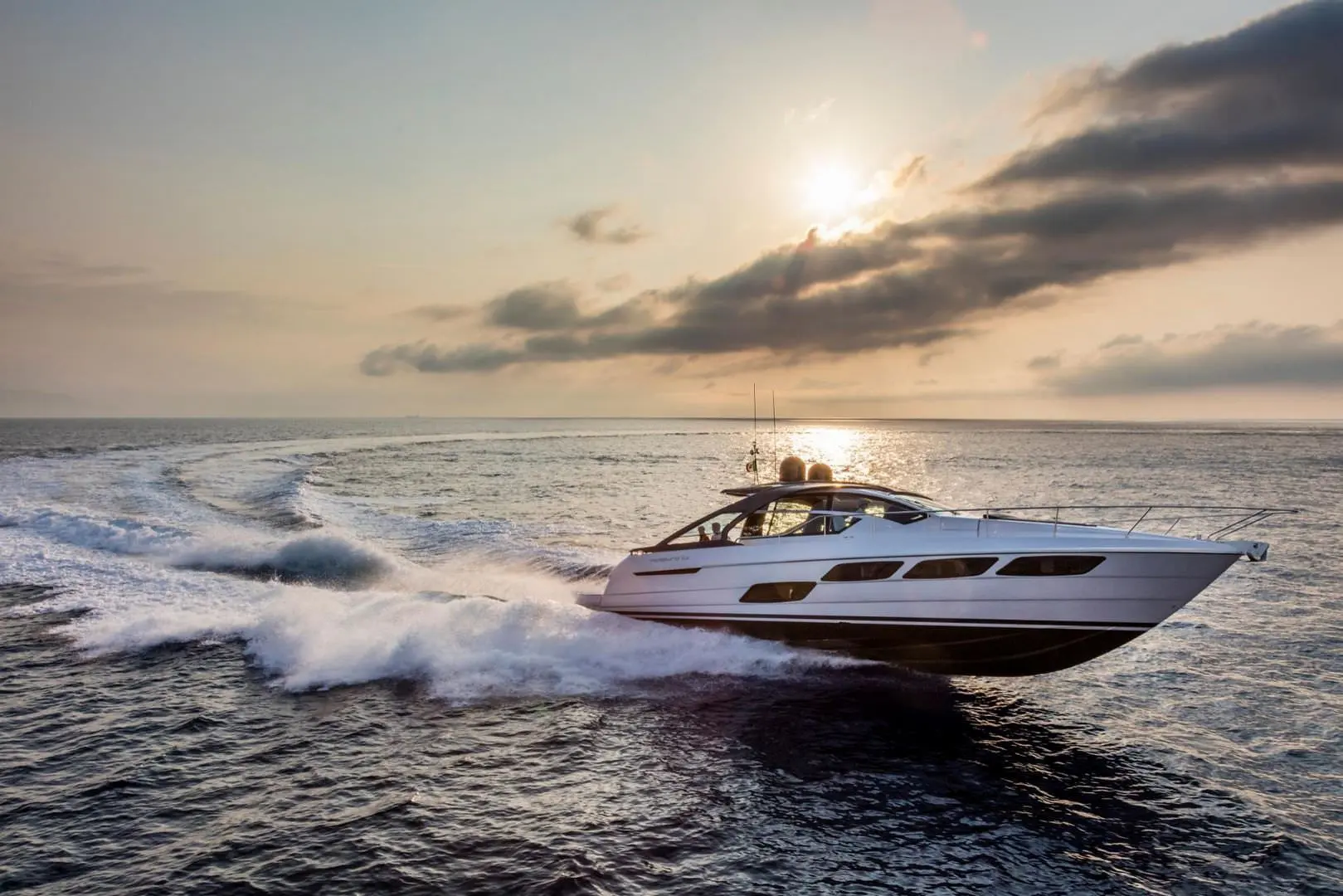 Pershing 5X 