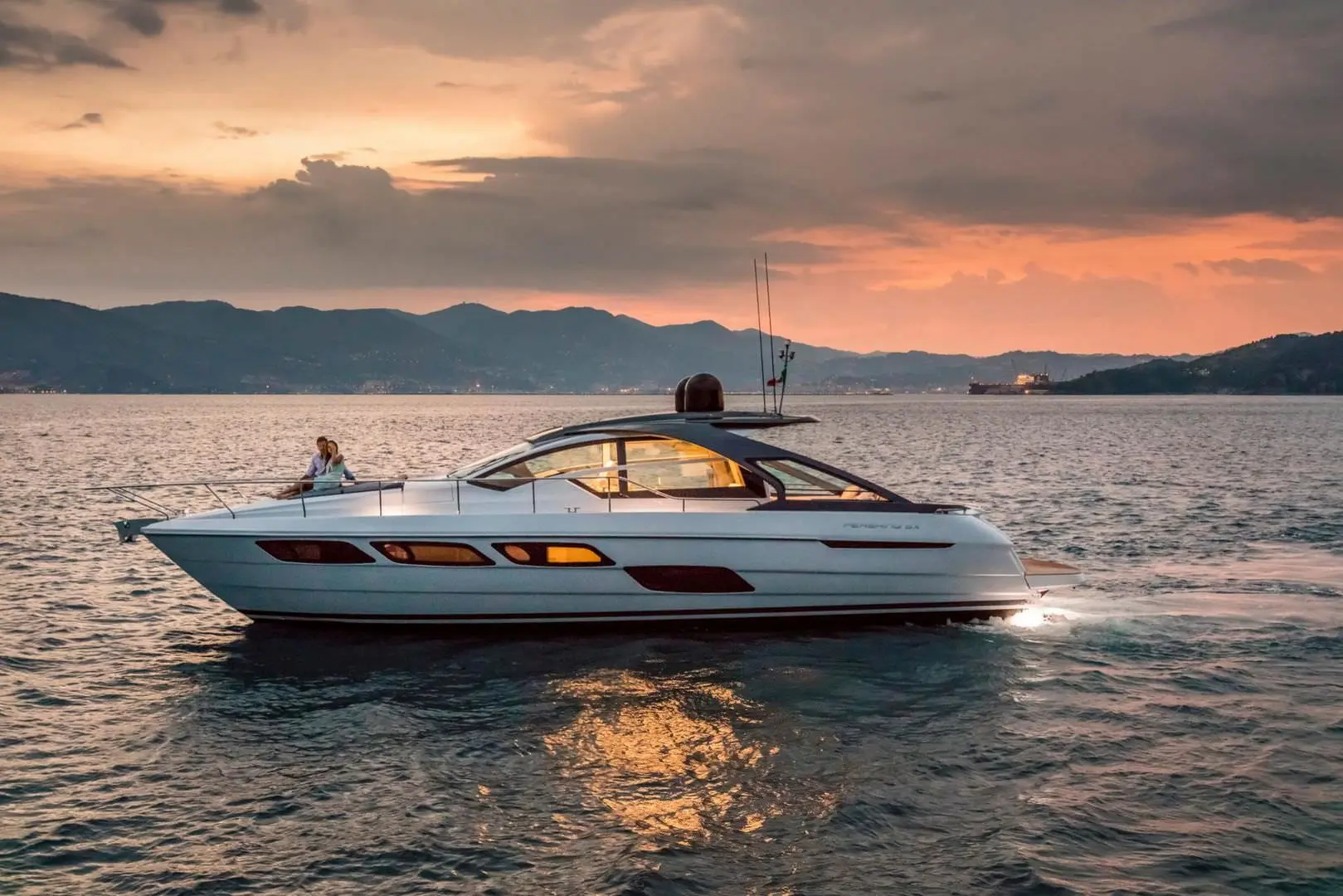 Pershing 5X 