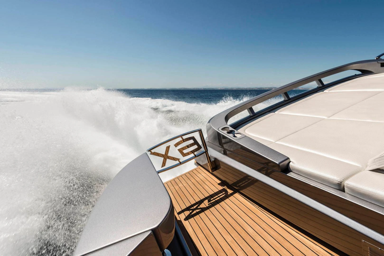 Pershing 6X 1550