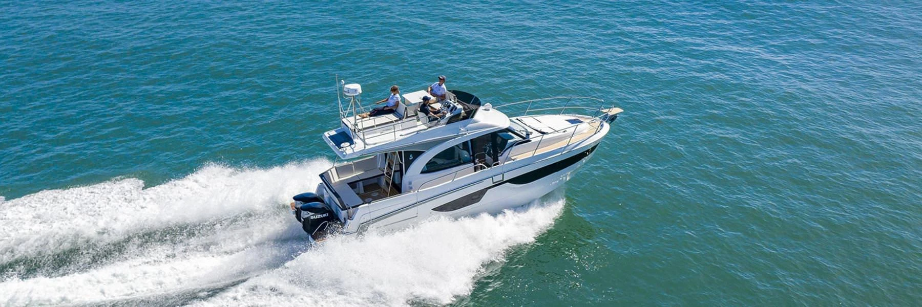 Beneteau Antares 11 flybridge 