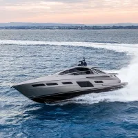 Pershing 7X 1800