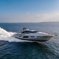 Pershing 7X 1800