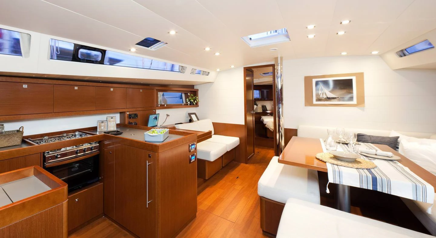 Beneteau Oceanis 48