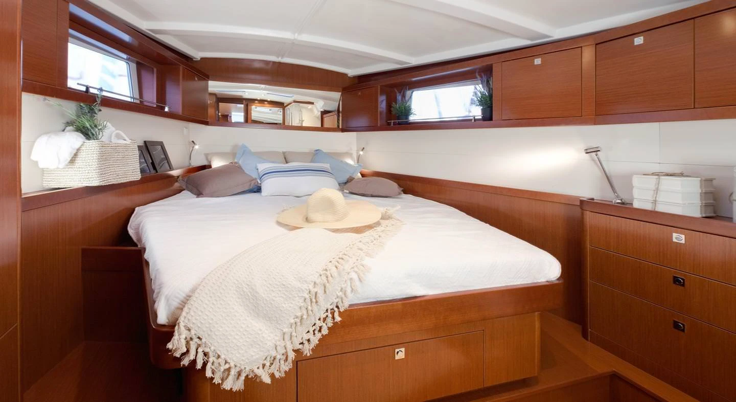 Beneteau Oceanis 48