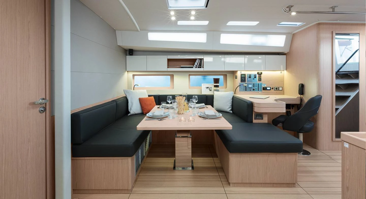 Beneteau Oceanis 55 1	