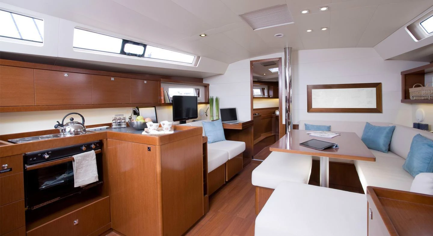 Beneteau Oceanis 45