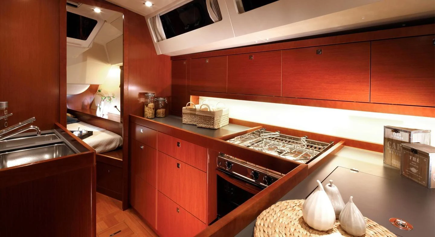 Beneteau Oceanis 48