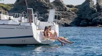 Beneteau Oceanis 38 1