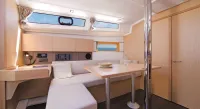 Beneteau Oceanis 38 1
