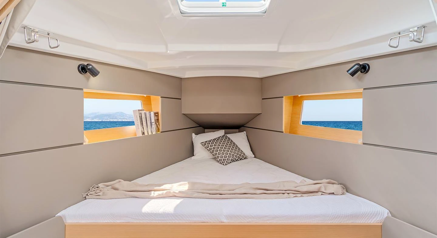 Beneteau Oceanis 35 1