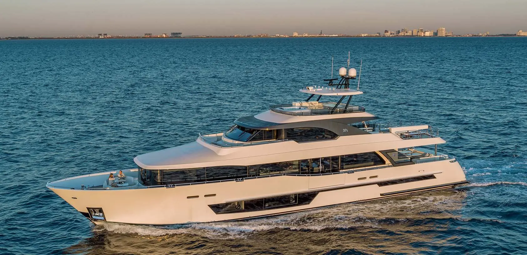 OceanAlexander 37L