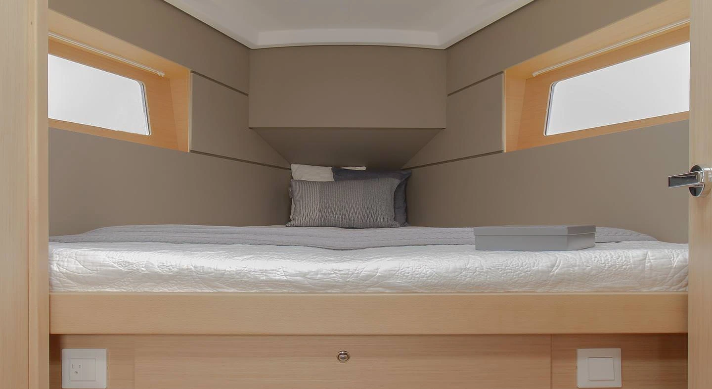 Beneteau Oceanis 35 1