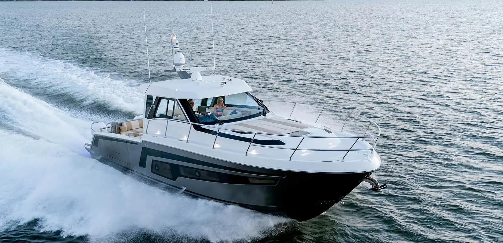 OceanAlexander 45 Divergence Coupe