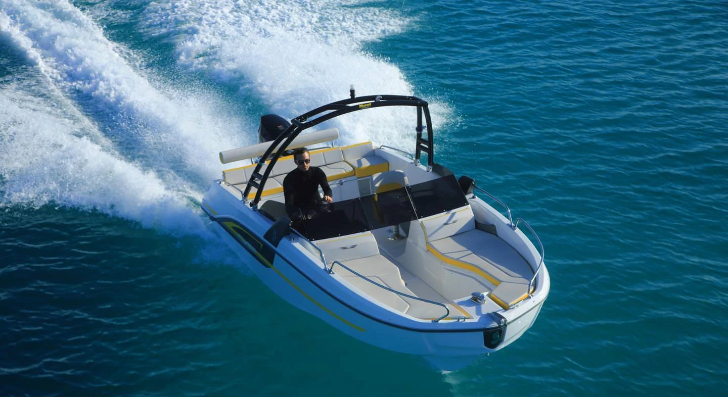 Beneteau Flyer 6 6 Sport deck