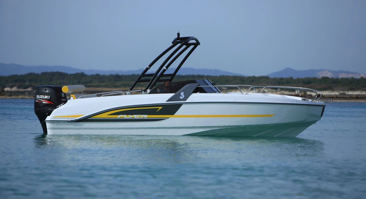 Beneteau Flyer 6 6 Sport deck