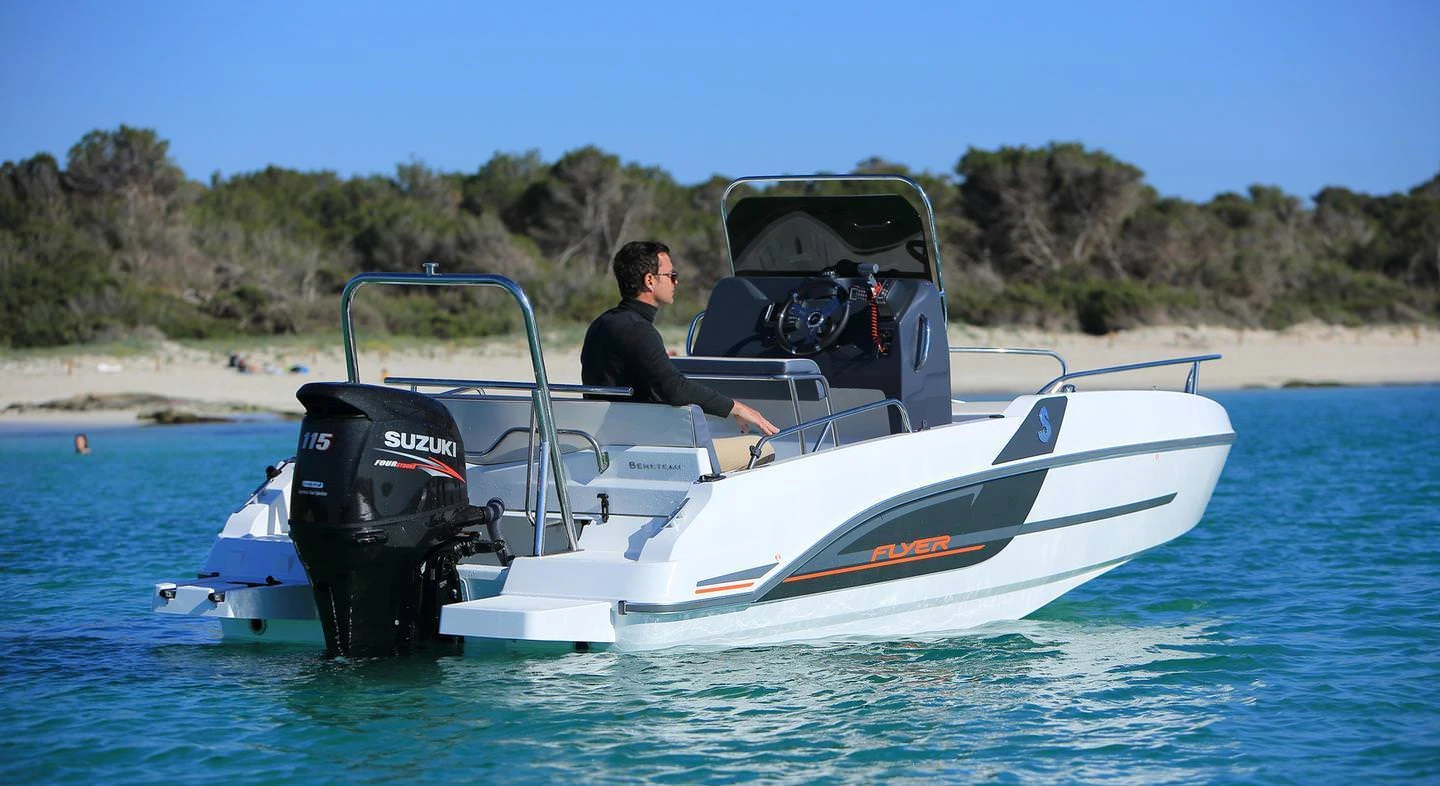 Beneteau Flyer 5 5 Space deck 