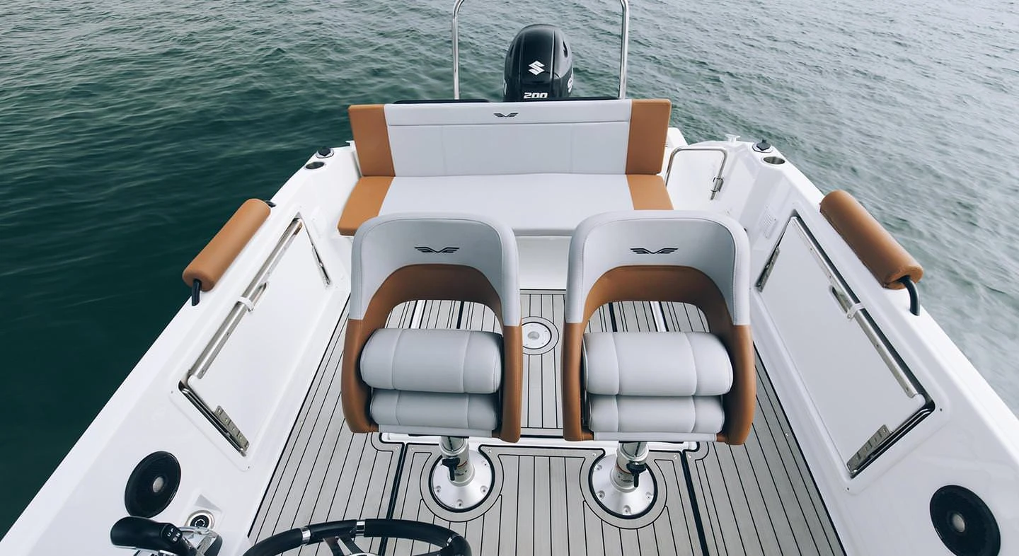 Beneteau Flyer 7 Space deck 