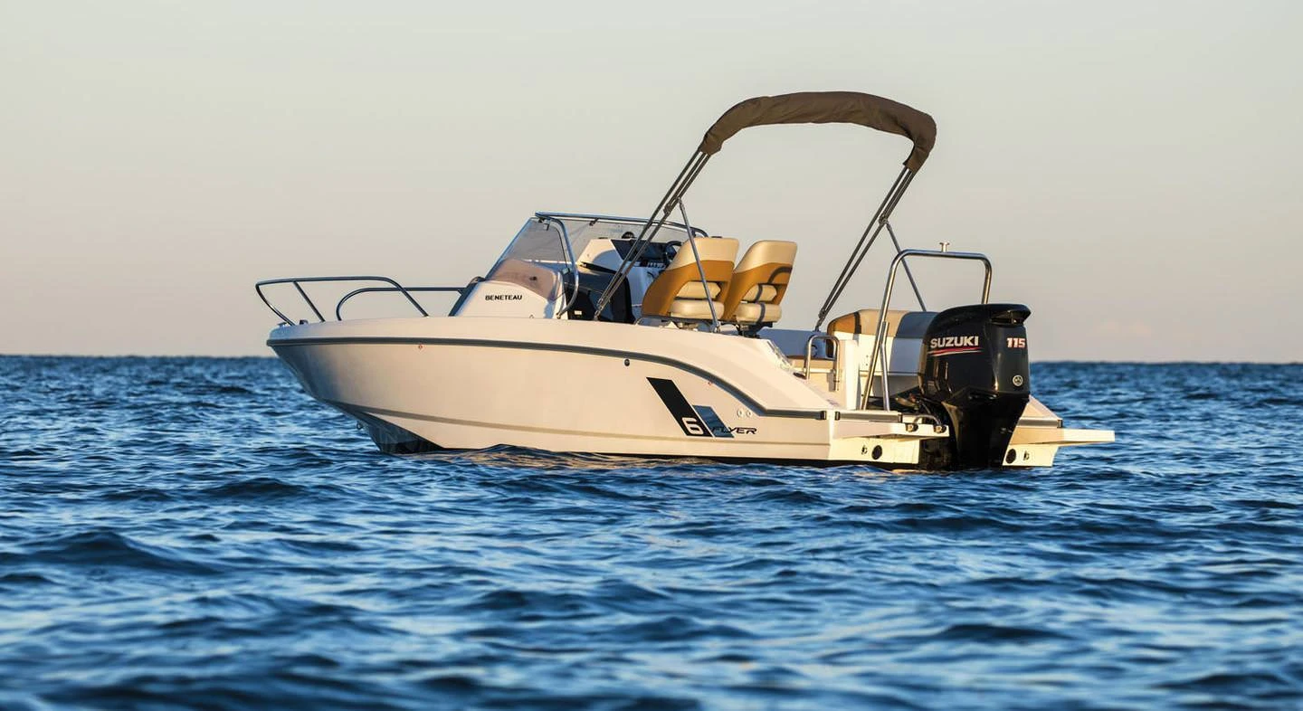 Beneteau Flyer 6 Sun deck