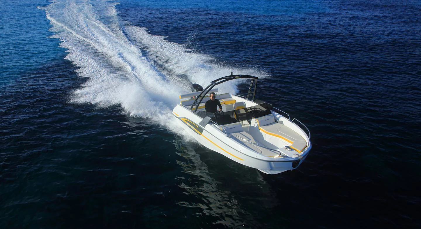 Beneteau Flyer 6 6 Sport deck