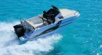 The Beneteau Flyer 5 5 Sun deck