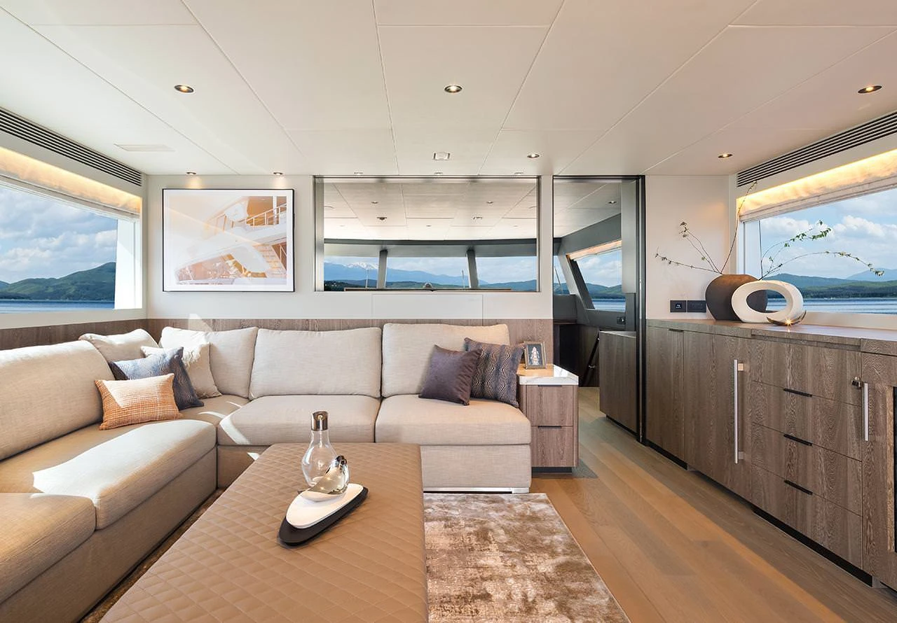 Horizon FD110 Tri-deck