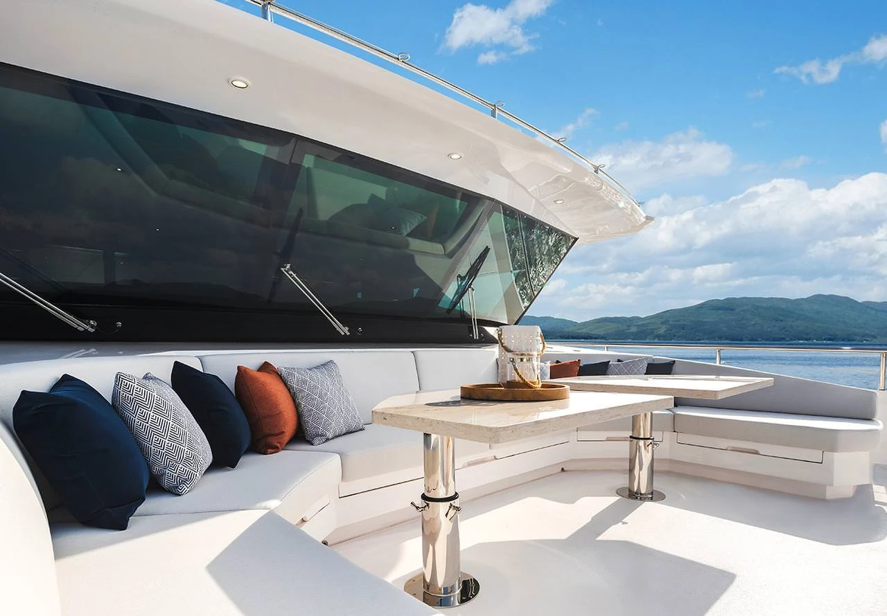 Horizon FD110 Tri-deck