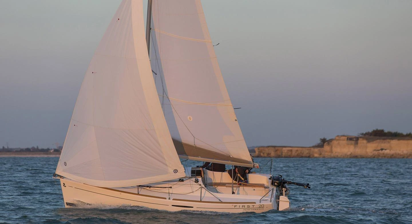 Beneteau First 20