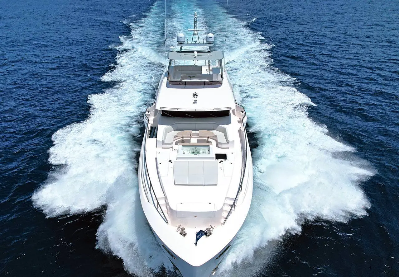 Horizon FD110 Tri-deck
