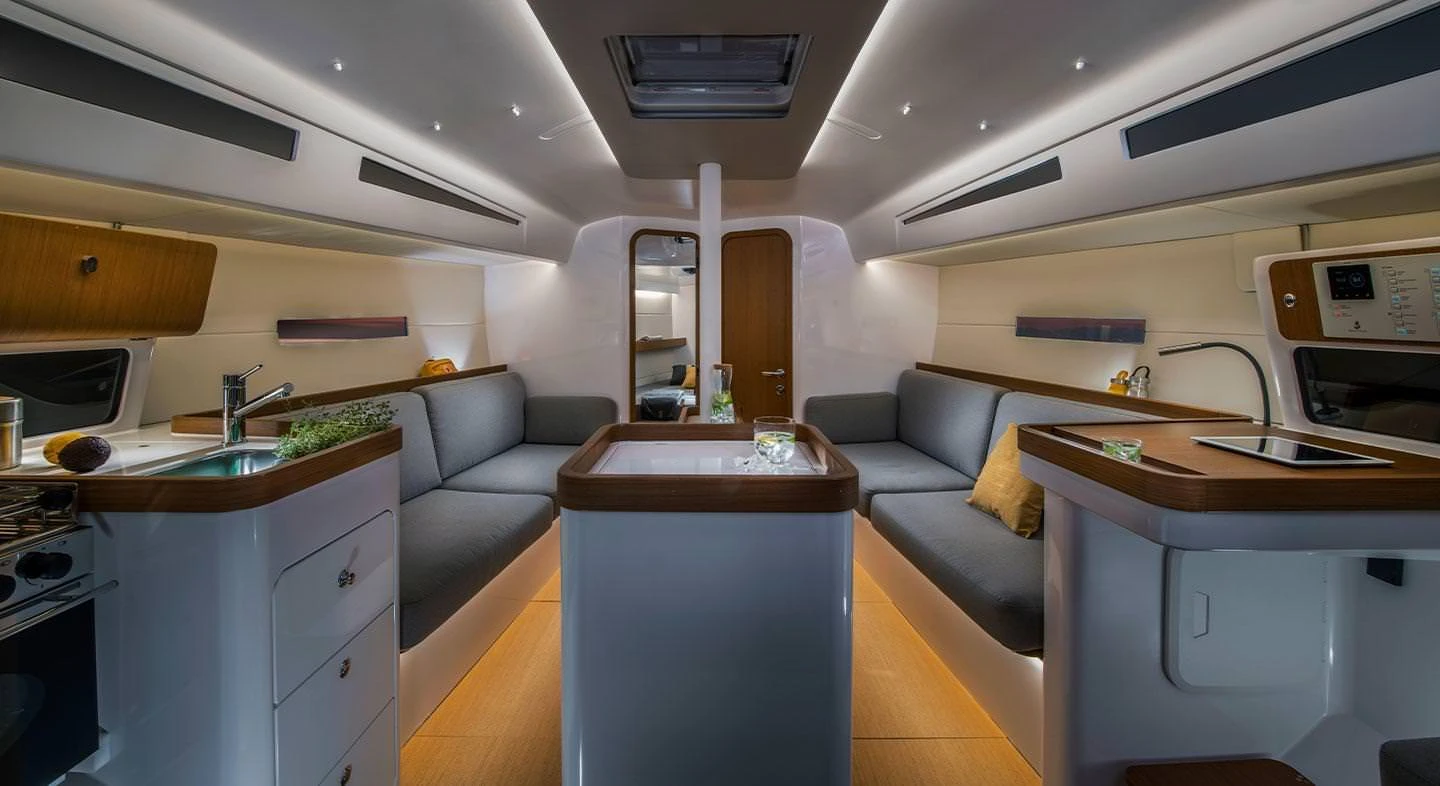 Beneteau First 36