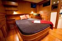 Artemis 42 Voyager Aft-cabin