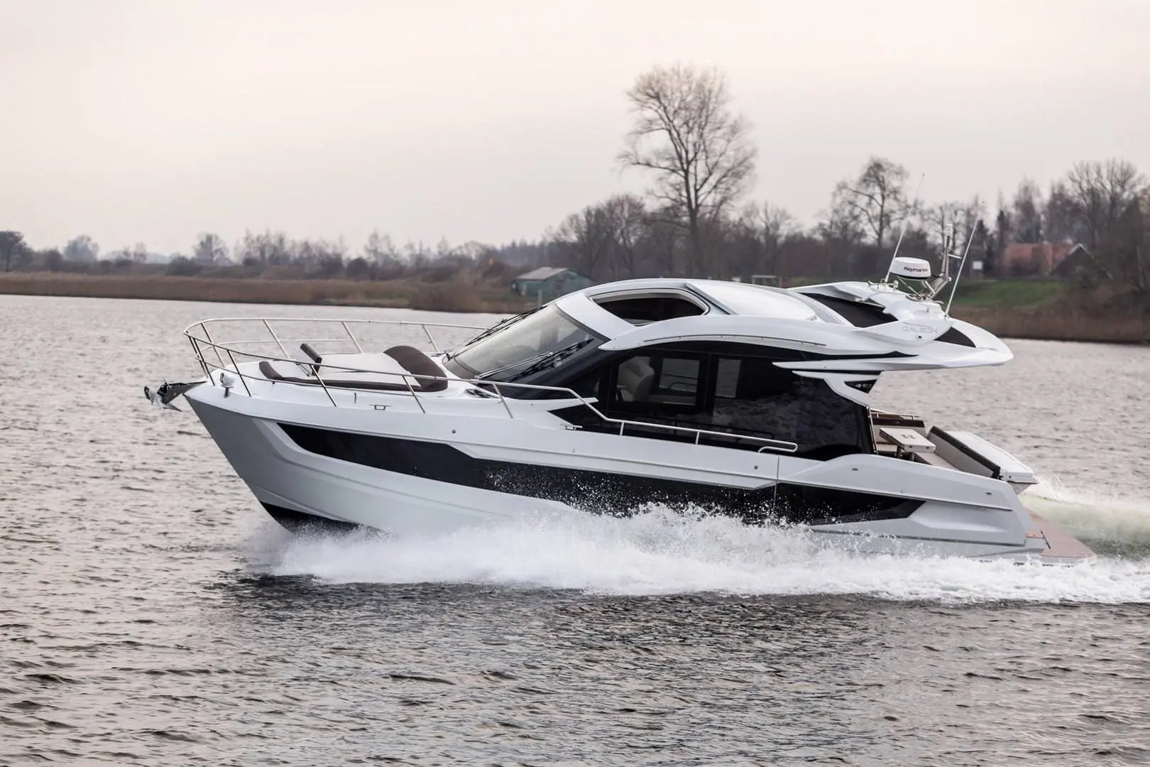 Galeon 410 HTC