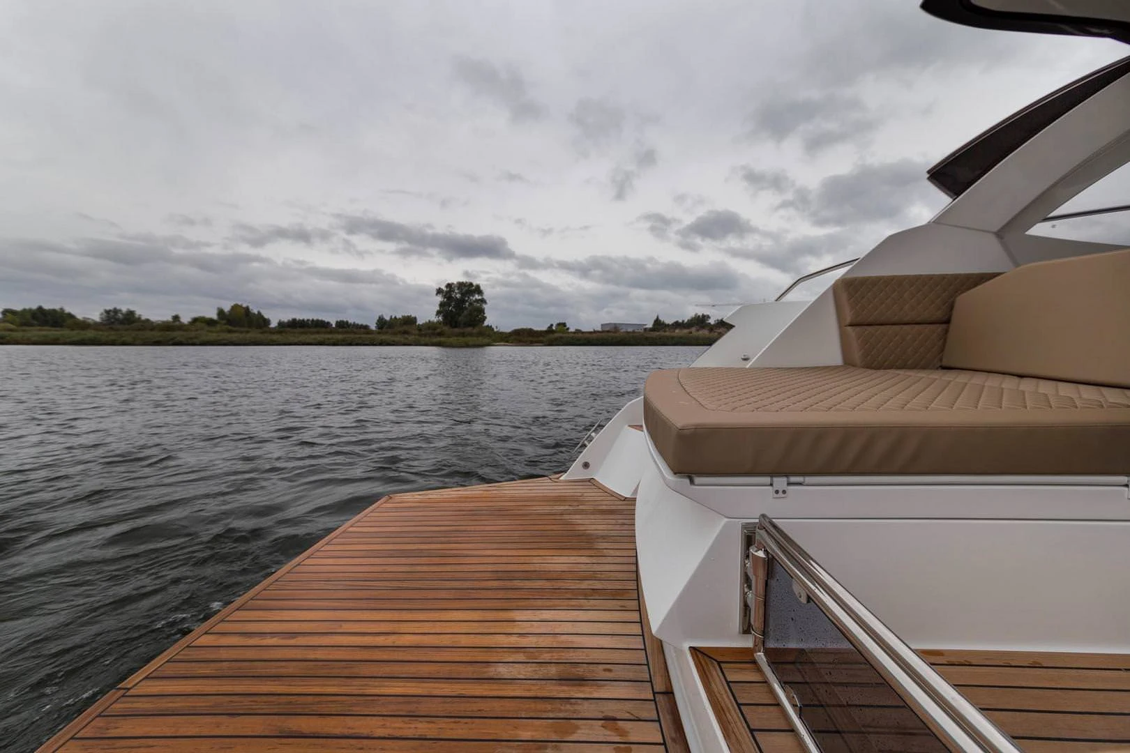 Galeon 335 HTS