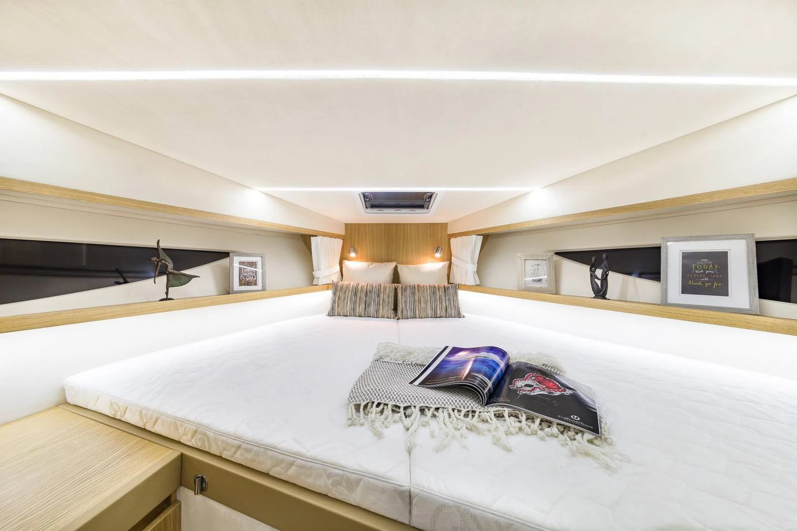 Galeon 335 HTS
