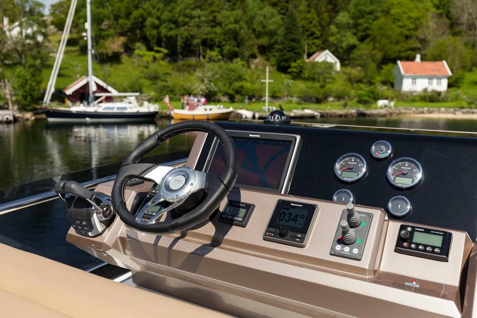 Galeon 460 FLY