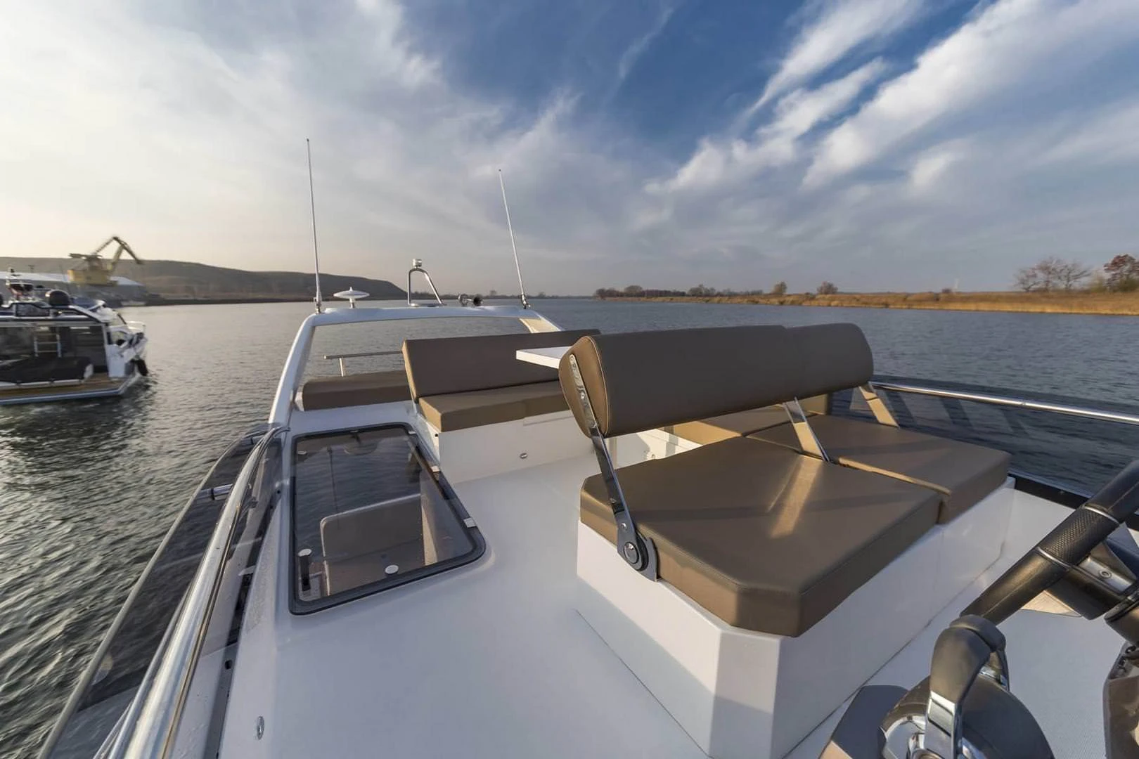 Galeon 360 FLY