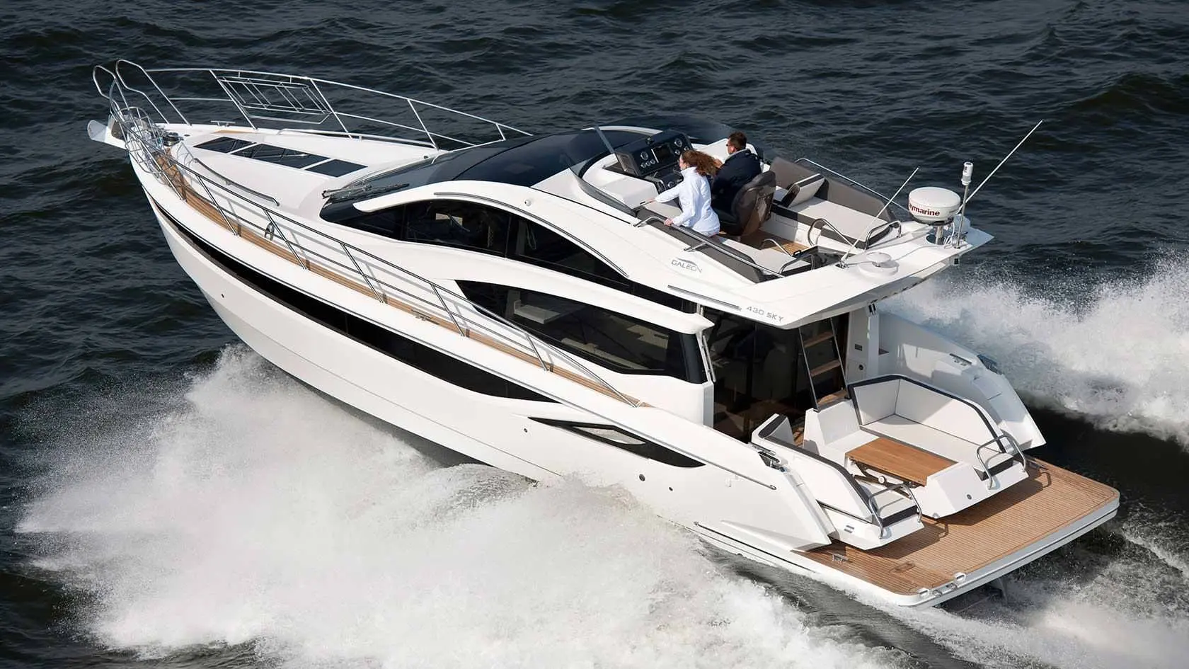 Galeon 430 SKYDECK logo
