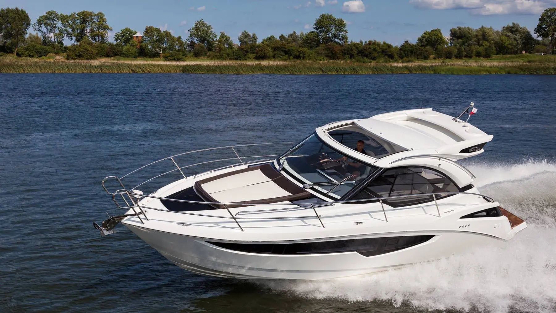 Galeon 335 HTS