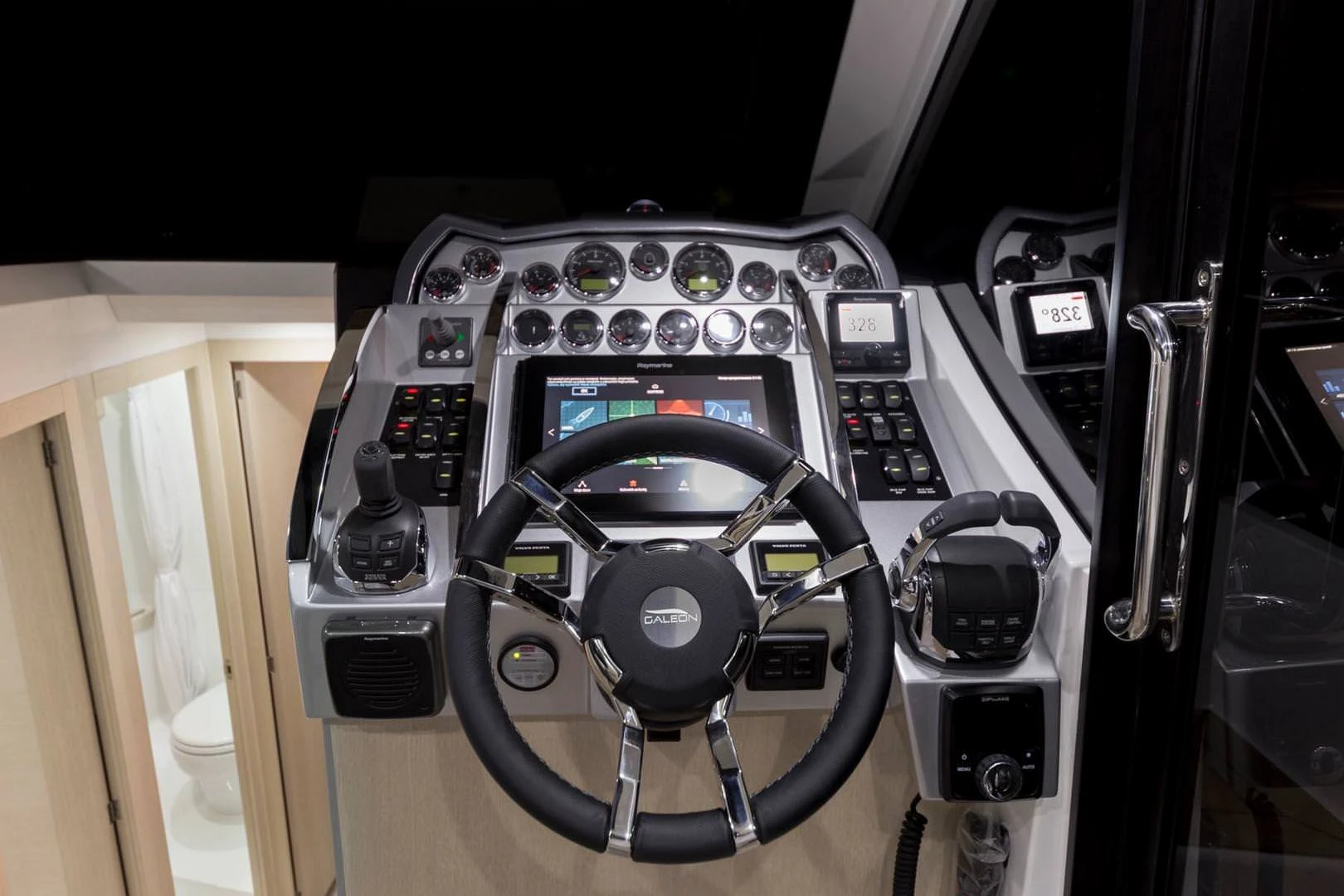 Galeon 370 HTC