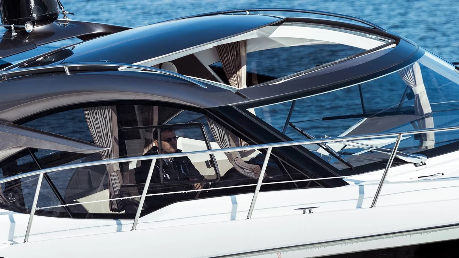 Galeon 365 HTS