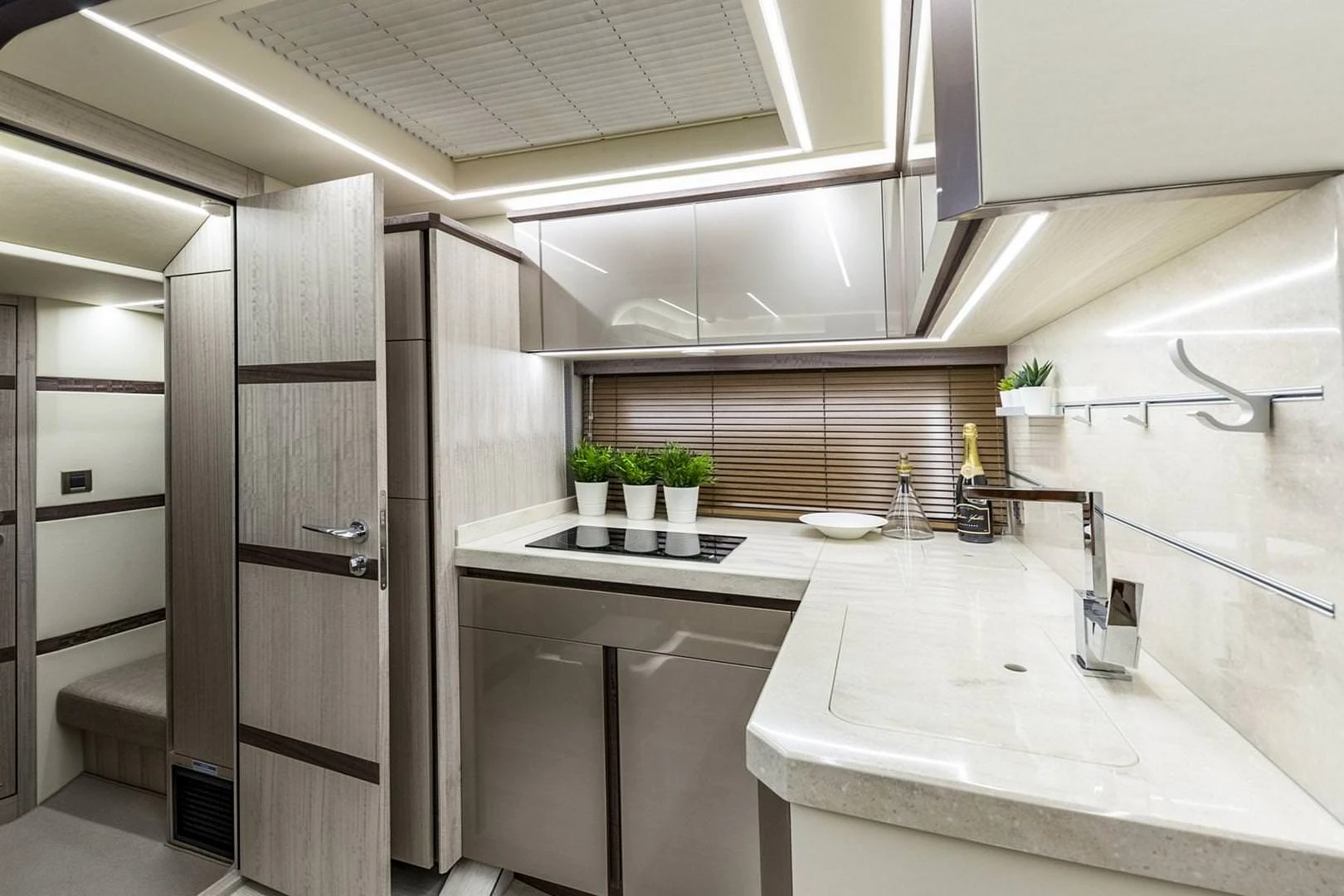 Galeon 405 HTS