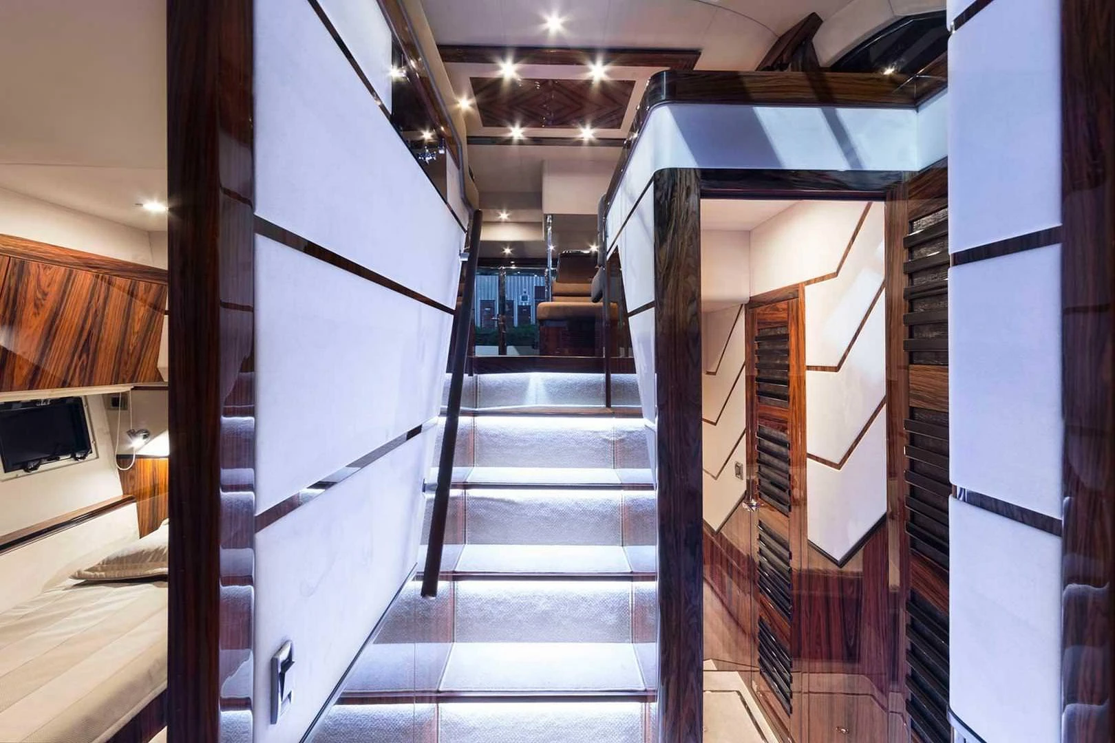 Galeon 550 FLY