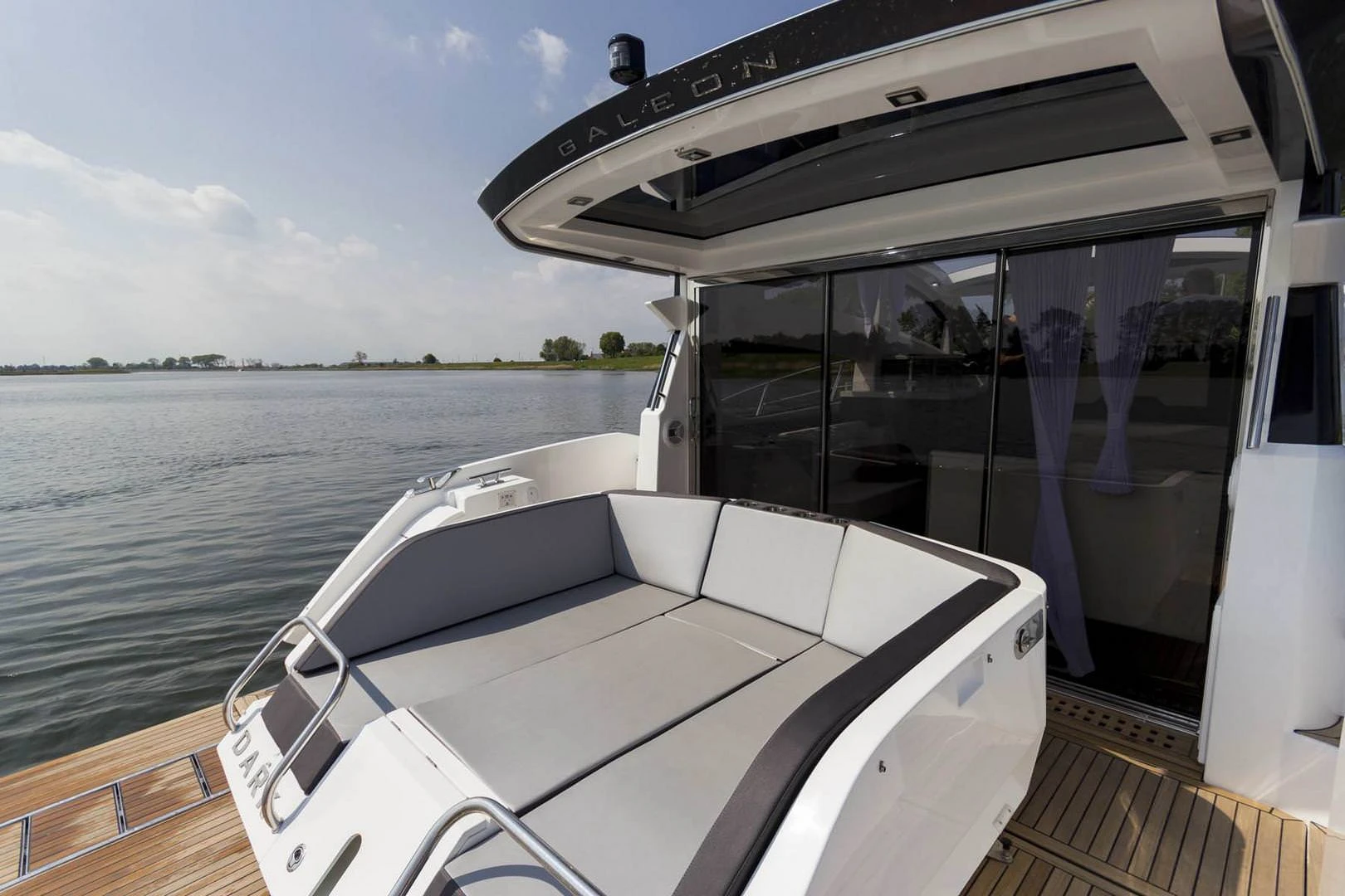 Galeon 430 HTC