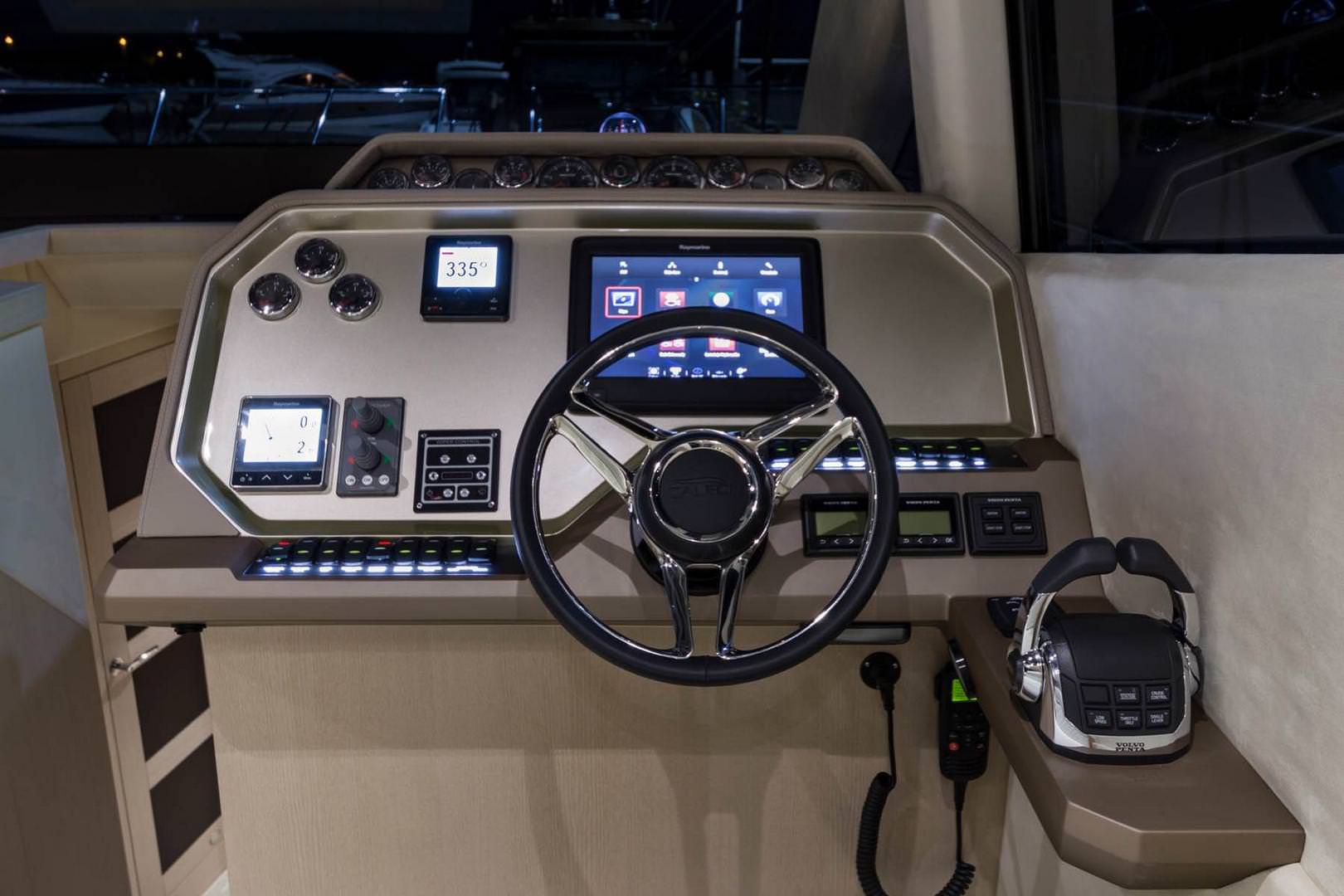 Galeon 510 SKYDECK