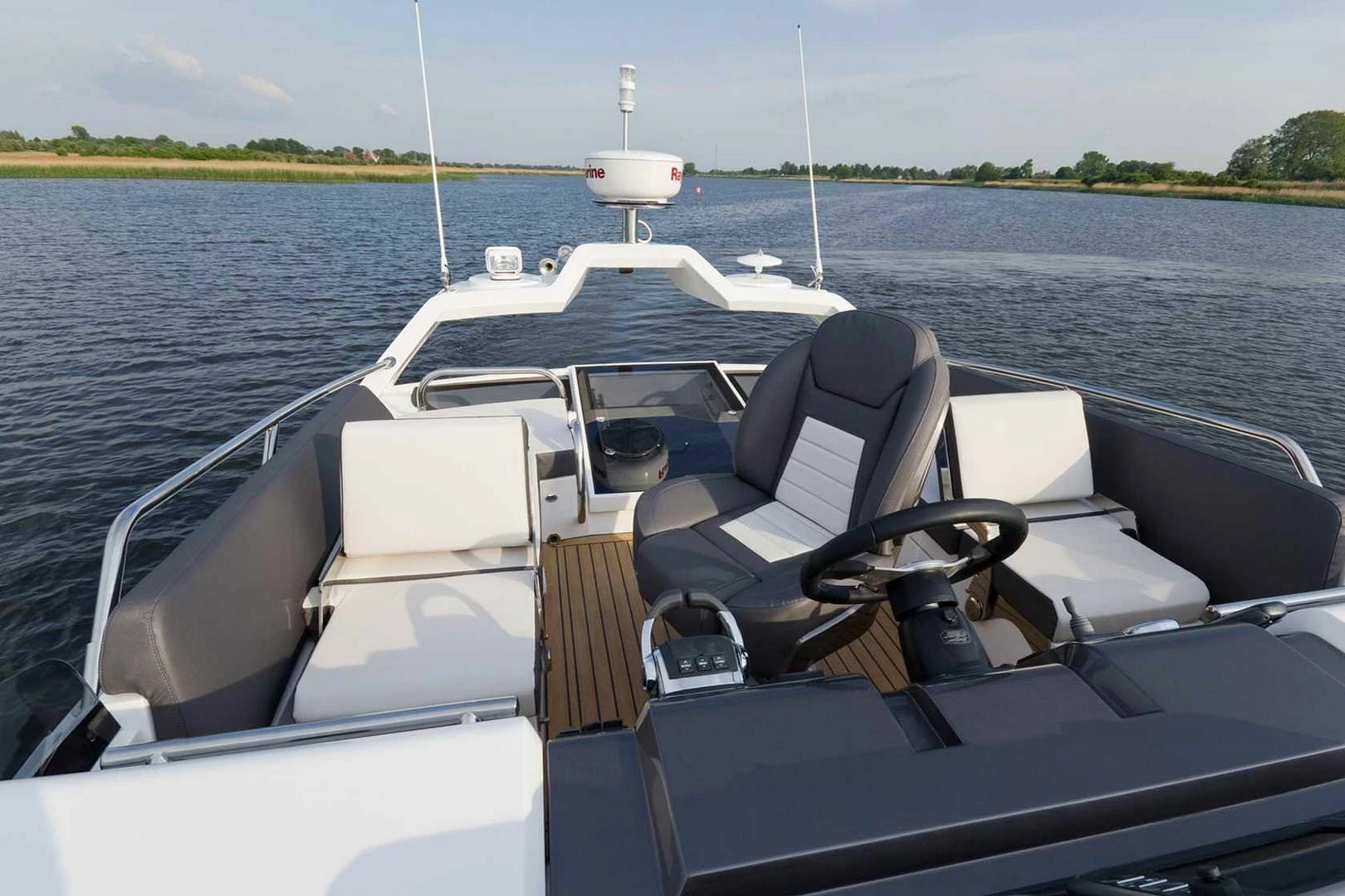Galeon 430 SKYDECK