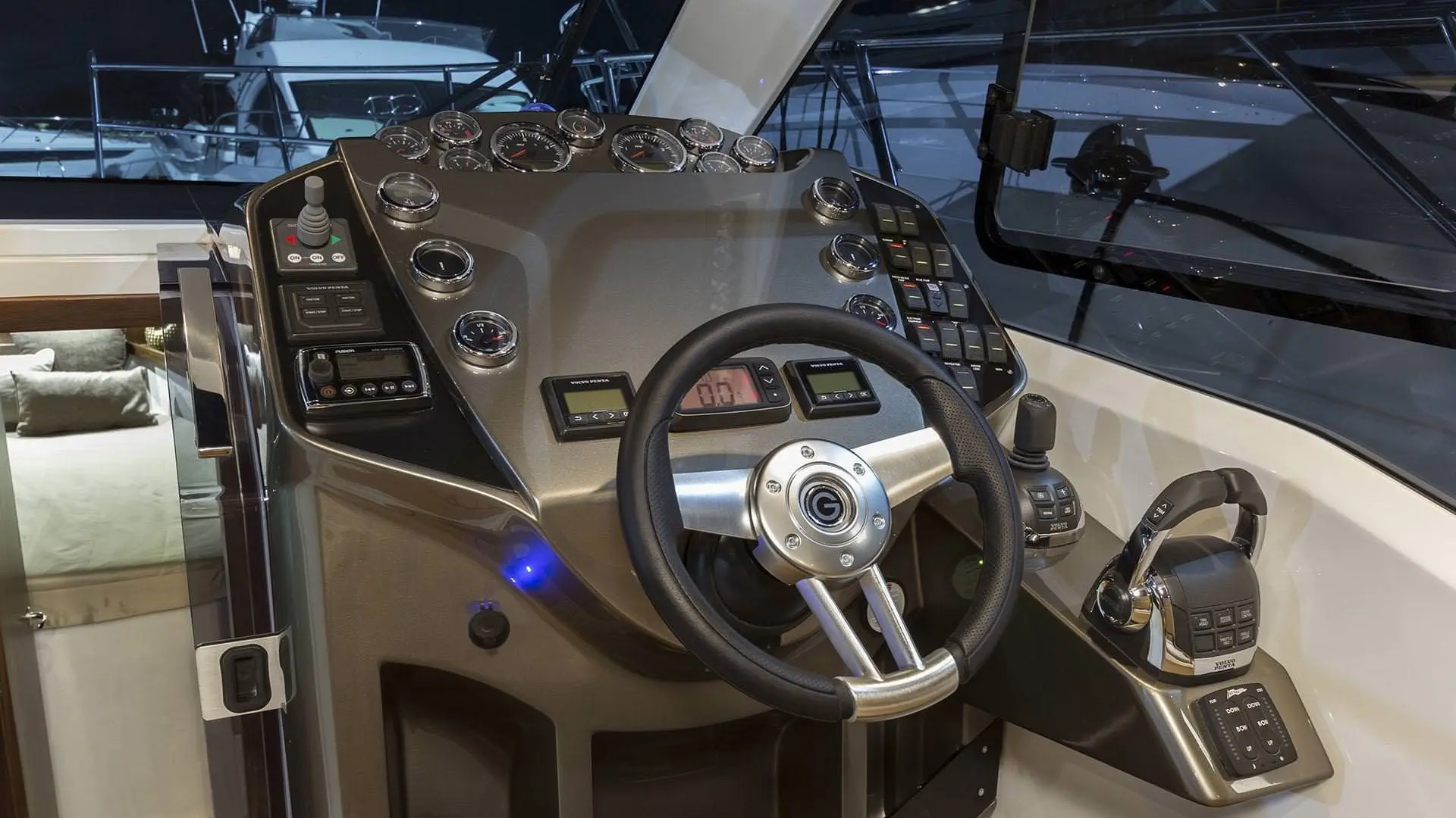 Galeon 365 HTS