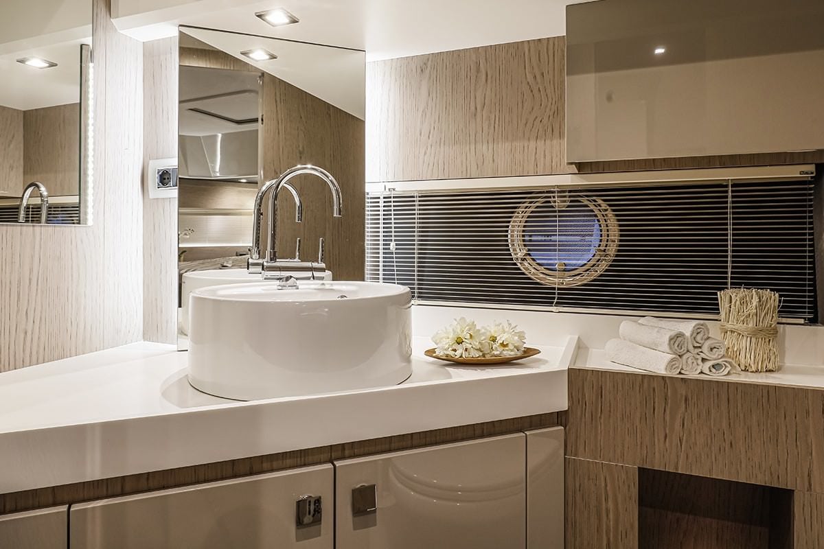 Cranchi T43 Trawler