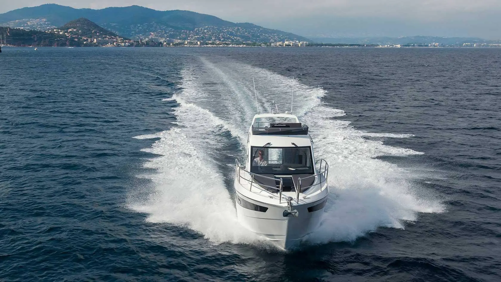 Galeon 300 FLY