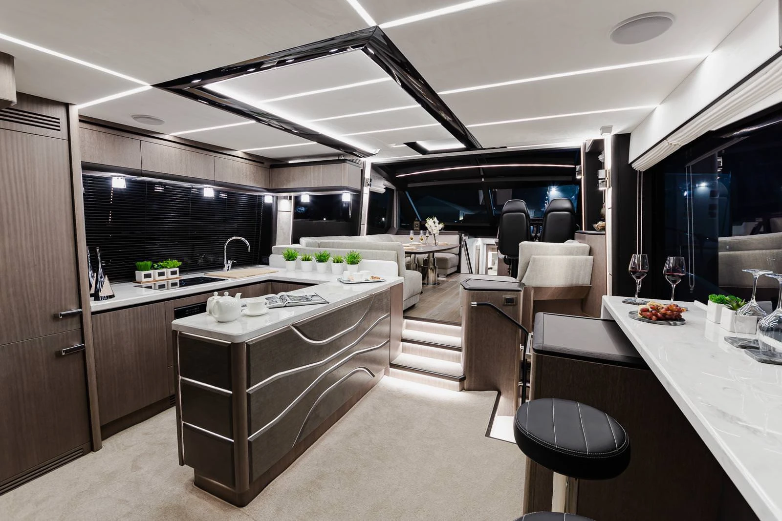 Galeon 680 FLY