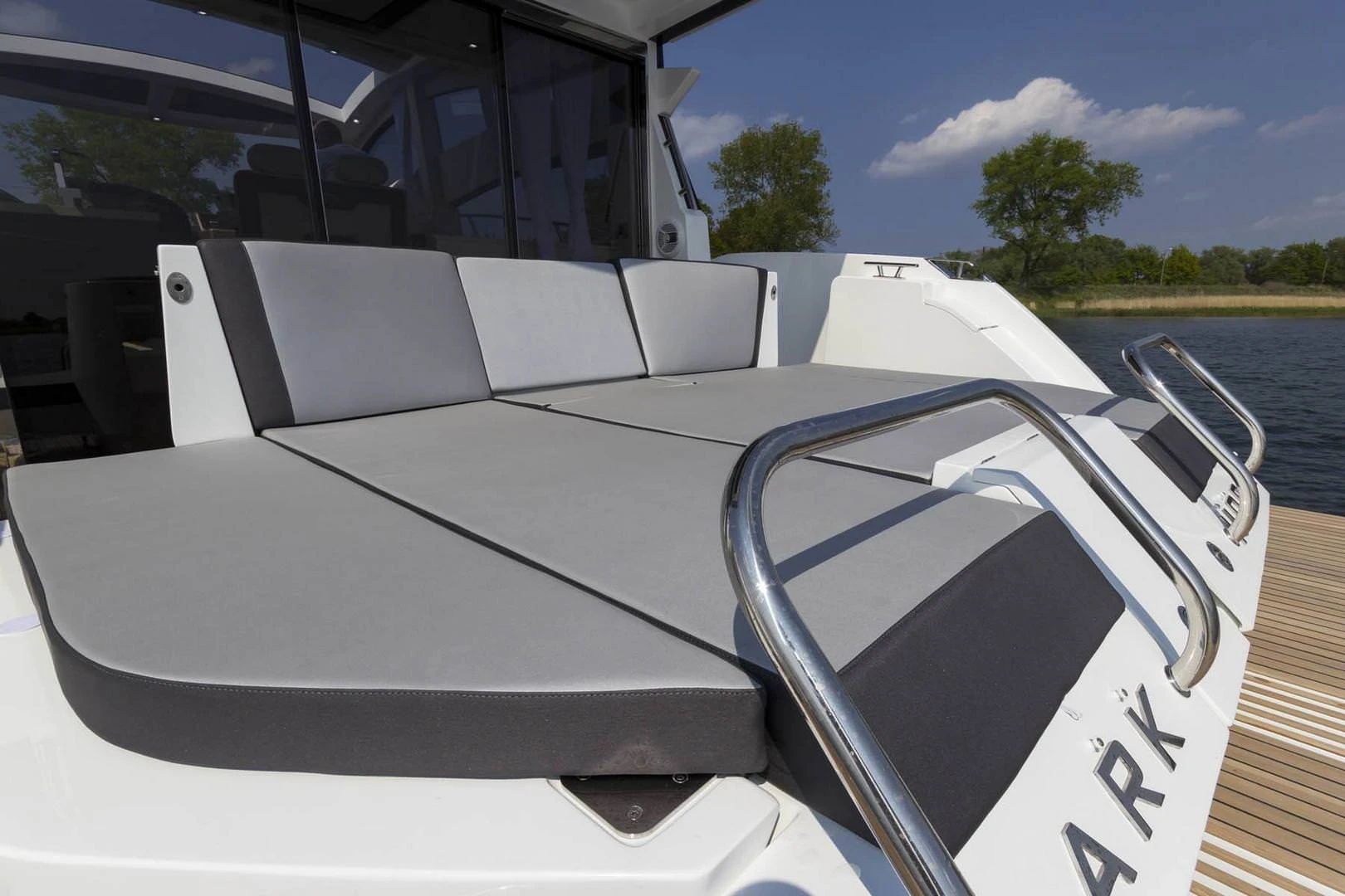 Galeon 430 HTC
